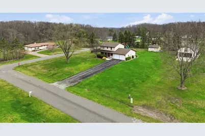 51 Goldenrod Drive, Valparaiso, IN 46385 - Photo 3