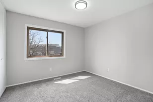 6040 Virginia St, Merrillville, IN 46410 - Photo 13