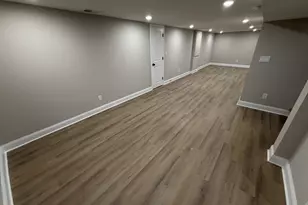 2933 W 38th Pl, Hobart, IN 46342 - Photo 21