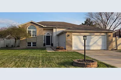 1367 Dixon Pkwy, Chesterton, IN 46304 - Photo 1