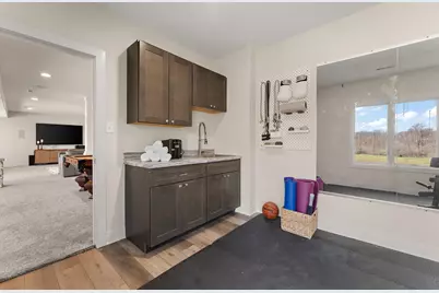 359 W Sandhurst Drive, Valparaiso, IN 46385 - Photo 35