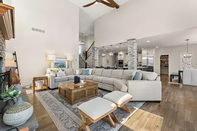 359 W Sandhurst Drive, Valparaiso, IN 46385 - Photo 7