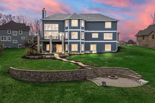 359 W Sandhurst Dr, Valparaiso, IN 46385 - Photo 47