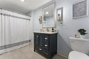 359 W Sandhurst Dr, Valparaiso, IN 46385 - Photo 37