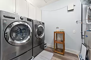 359 W Sandhurst Dr, Valparaiso, IN 46385 - Photo 29