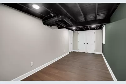 7339 Jefferson Avenue, Hammond, IN 46324 - Photo 17