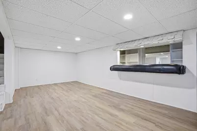 1107 W 62nd Place, Merrillville, IN 46410 - Photo 15