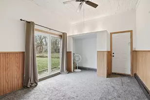 1107 W 62nd Pl, Merrillville, IN 46410 - Photo 11