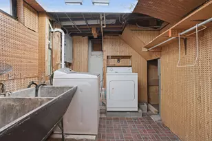 1107 W 62nd Pl, Merrillville, IN 46410 - Photo 17