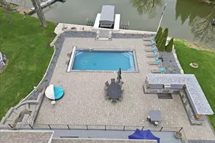 2501 E Lakeshore Dr, Crown Point, IN 46307 - Photo 51