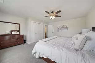 2501 E Lakeshore Dr, Crown Point, IN 46307 - Photo 33