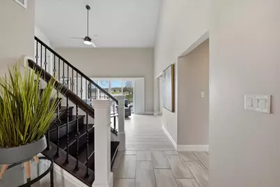 2501 E Lakeshore Drive, Crown Point, IN 46307 - Photo 7