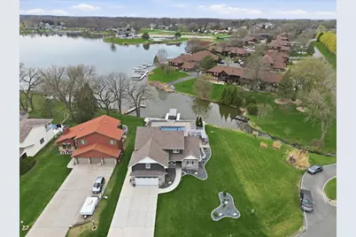 2501 E Lakeshore Drive, Crown Point, IN 46307 - Photo 57