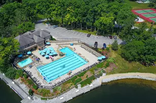 438 Scarborough Rd, Valparaiso, IN 46385 - Photo 47