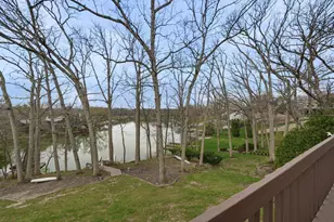 438 Scarborough Rd, Valparaiso, IN 46385 - Photo 39