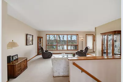 438 Scarborough Road, Valparaiso, IN 46385 - Photo 9