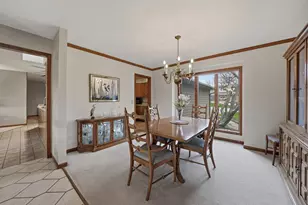 438 Scarborough Rd, Valparaiso, IN 46385 - Photo 15