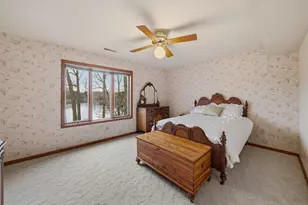 438 Scarborough Rd, Valparaiso, IN 46385 - Photo 35