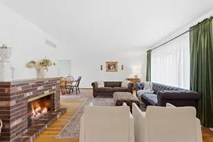 715 3rd Ave NW, Demotte, IN 46310 - Photo 3