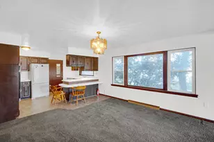 618 S Wisconsin St, Hobart, IN 46342 - Photo 7