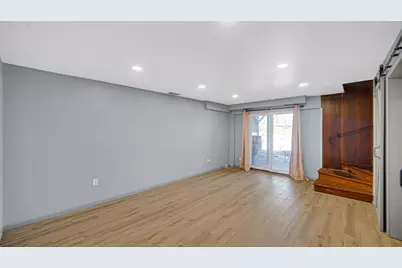 618 S Wisconsin Street, Hobart, IN 46342 - Photo 17