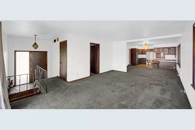 618 S Wisconsin Street, Hobart, IN 46342 - Photo 3