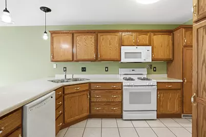 2036 Northwood Lane, Highland, IN 46322 - Photo 15