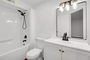 3808 Chimney Hill Dr, Valparaiso, IN 46383 - Photo 21