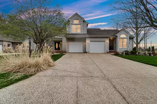 3808 Chimney Hill Dr, Valparaiso, IN 46383 - Photo 3