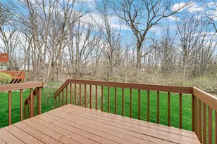 3808 Chimney Hill Dr, Valparaiso, IN 46383 - Photo 23