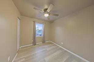 3049 Benton St, Lake Station, IN 46405 - Photo 11