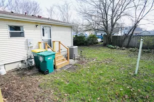 511 W Vine St, North Judson, IN 46366 - Photo 17