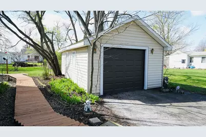 511 W Vine Street, North Judson, IN 46366 - Photo 23