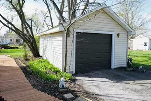 511 W Vine St, North Judson, IN 46366 - Photo 23