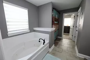 10052 Pearwood Dr, Saint John, IN 46373 - Photo 29