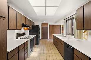 2671 E 800 N, La Porte, IN 46350 - Photo 15