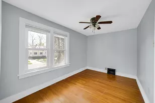 415 Elmhurst St, Valparaiso, IN 46385 - Photo 23