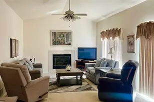 1649 Redbud Dr, Hobart, IN 46342 - Photo 3