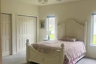 1649 Redbud Dr, Hobart, IN 46342 - Photo 7