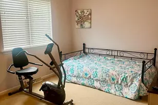 1649 Redbud Dr, Hobart, IN 46342 - Photo 9