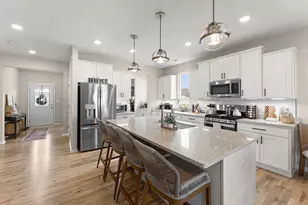 213 Grandale Dr, Valparaiso, IN 46385 - Photo 15