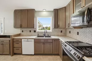 12358 Tippecanoe Pl, Crown Point, IN 46307 - Photo 15