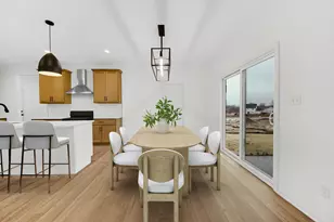 708 Idlewild Ln, Chesterton, IN 46304 - Photo 7