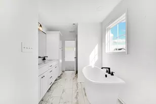 708 Idlewild Ln, Chesterton, IN 46304 - Photo 15