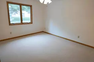 6935 Swan Ln, Schererville, IN 46375 - Photo 9