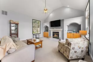 3204 Clairborne Crossing, Valparaiso, IN 46385 - Photo 11