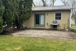 67 Brookview Ln, Valparaiso, IN 46385 - Photo 9