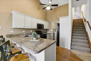 6991 Waxwing Cir, Hobart, IN 46342 - Photo 11