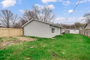 3146 Marion St, Hobart, IN 46342 - Photo 17