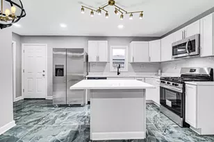 3146 Marion St, Hobart, IN 46342 - Photo 5